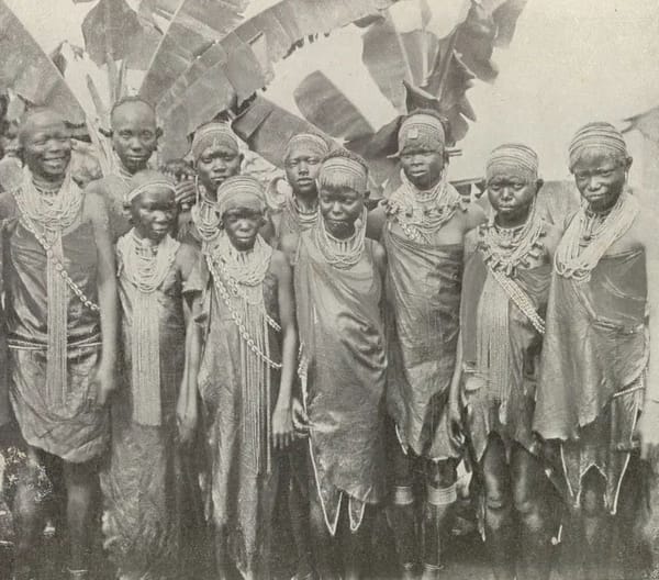 Young kikuyu Women